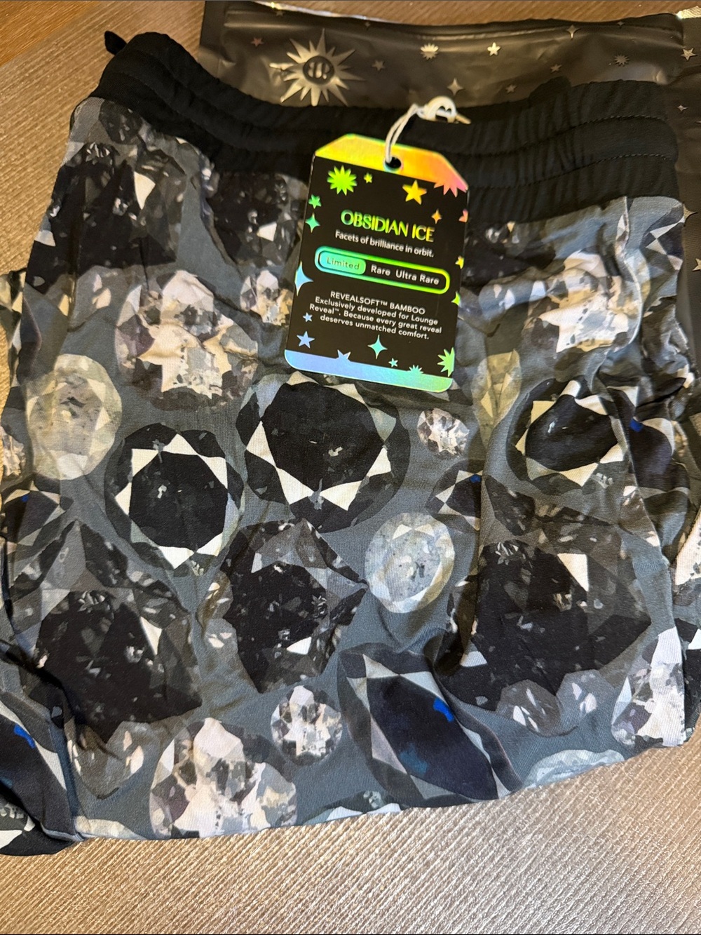 Obsidian Ice Women's Black & Gray Gem-Print Pajama Pants
